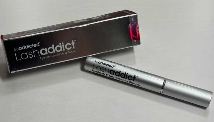 ラッシュアディクトのまつげ美容液